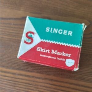 Singer Skirt Marker